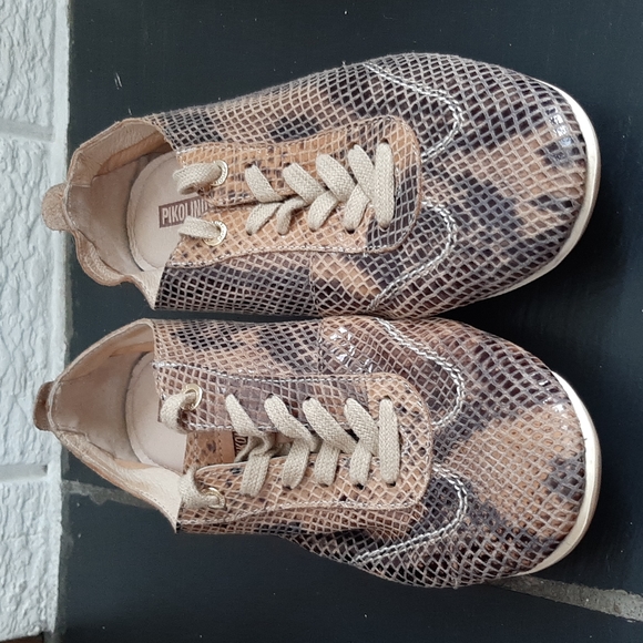 Women's Pikolinos Soft Leather Snake Pattern Lace-up Flats Trainers Size 7.5 - Picture 4 of 11